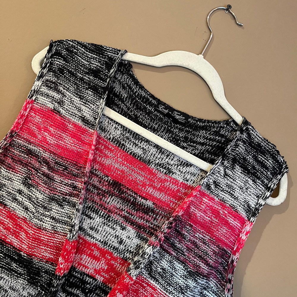 Evelyn Taylor Woman Knit Vest Pink Black White Striped Fringe Hem Open Front 1X